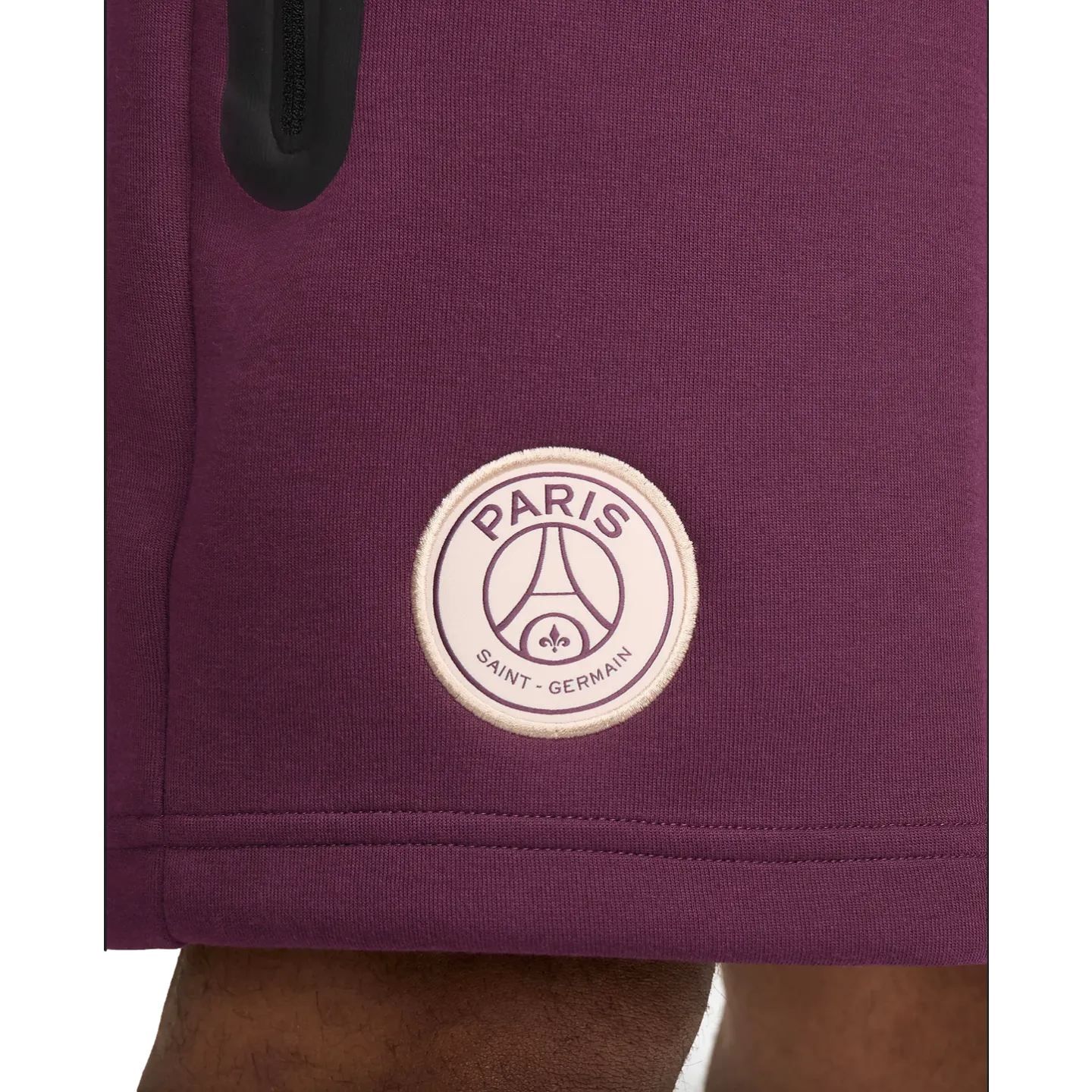 NIke Paris Saint-Germain Sportswear Tech Fleece Shorts